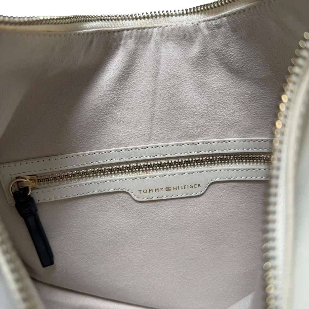 Tommy Hilfiger 100% Leather Cream Hobo Shoulder Bag Scarf‎ Handle White Large
